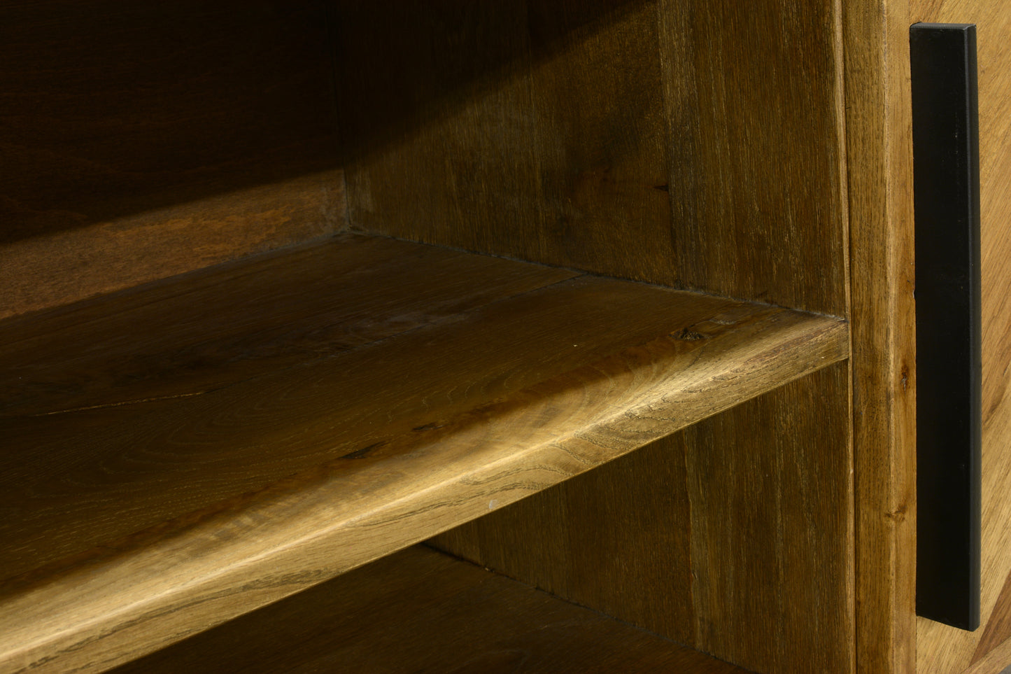 Ontario TV Dresser 2 Doors