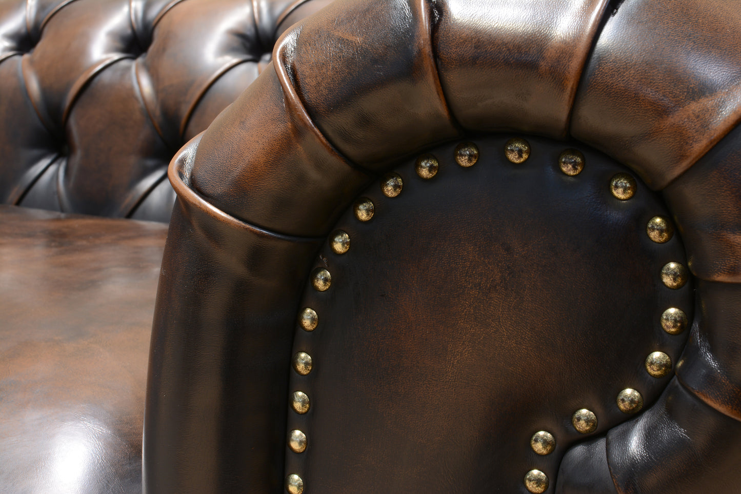 Chesterfield Sofa 240